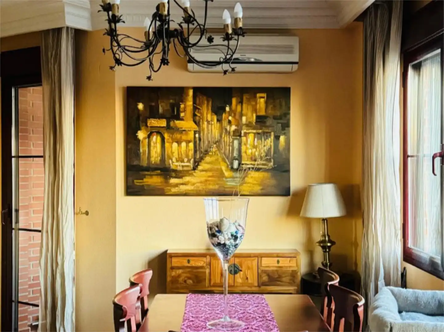 Flat for rent in Plaza de Holanda, 1, Buenavista - Valparaíso - La Legua Dining room of Flat for rent in Toledo with Air Conditioner, Heating and Parquet flooring
