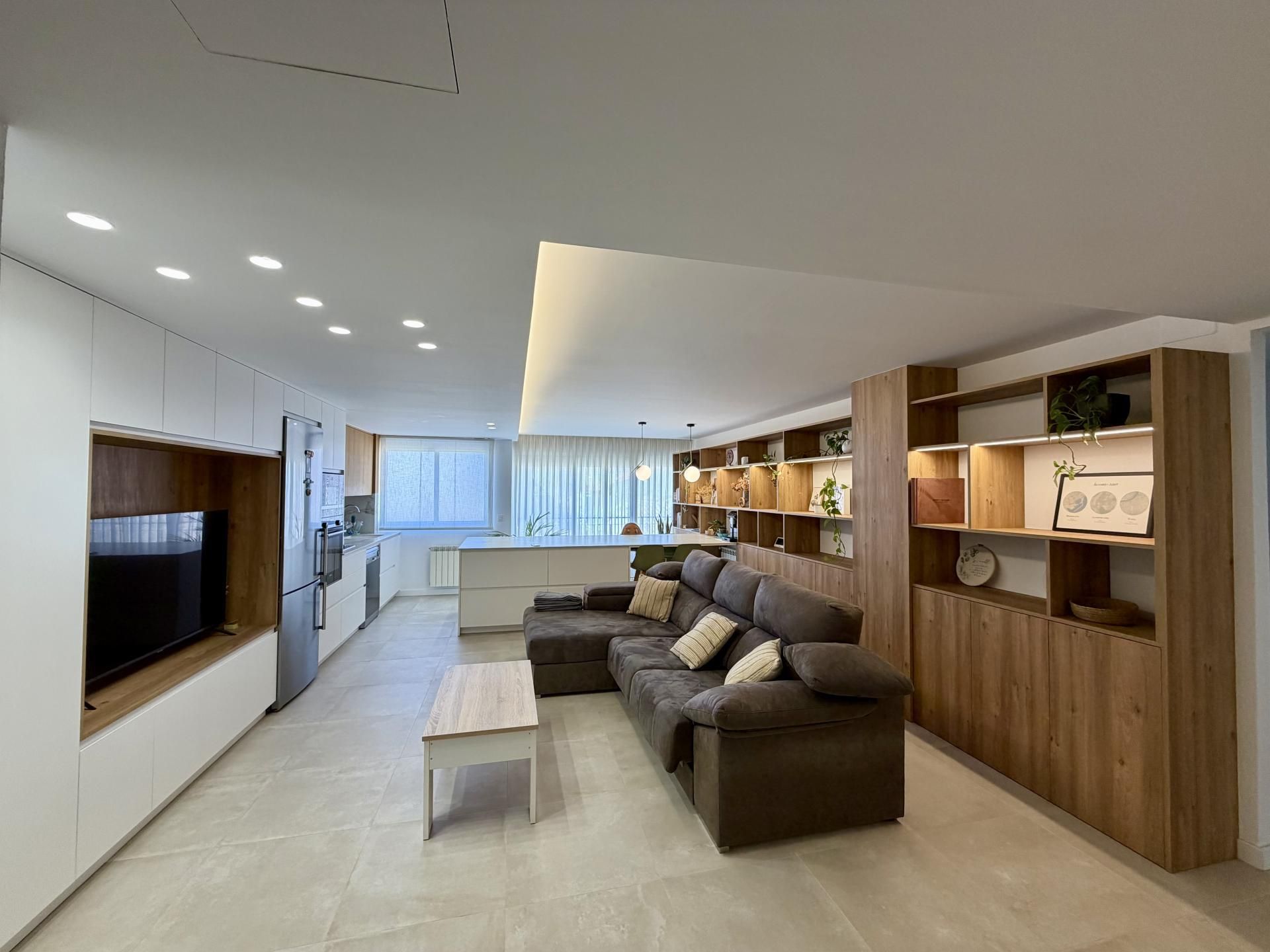 Pis en venda a Carrer el Camí, 83, Alcoy / Alcoi Sala d'estar de Pis en venda en Alcoy / Alcoi amb Aire condicionat i Terrassa