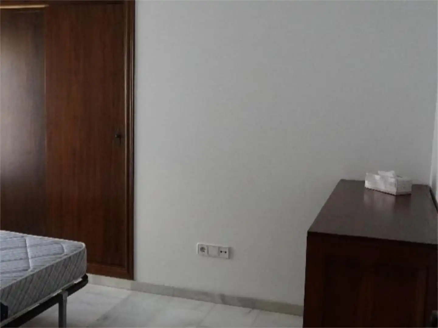 Flat for rent in Calle Acera de San Ildefonso, 12, San Ildefonso Bedroom of Flat for rent in Granada with Air Conditioner, Heating and Terrace