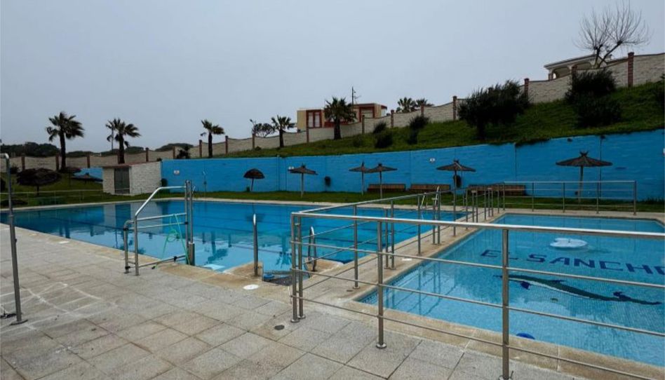 Piso en venta en Sector C, 53f, Centro - Torre de la Higuera, Almonte - imagen 1 Foto 1 de Piso en venta en Sector C, 53f, Centro - Torre de la Higuera, Almonte