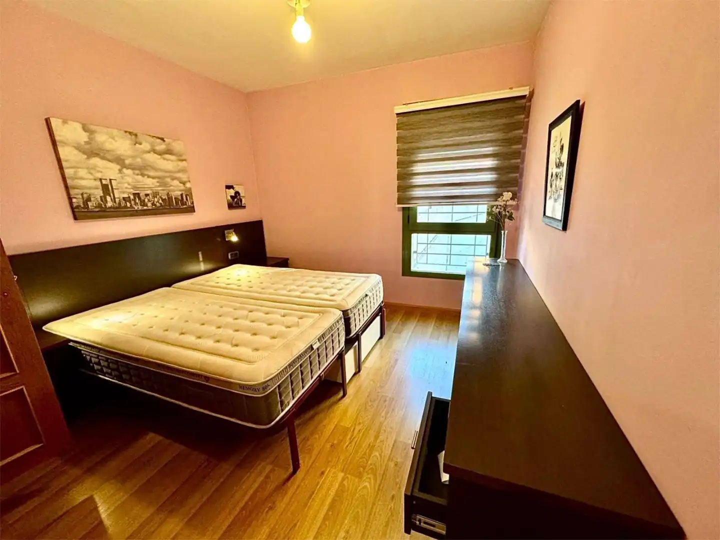 Flat for rent in Plaza de San Lázaro, 13, Plaza de Toros Bedroom of Flat for rent in Granada with Air Conditioner, Heating and Furnished