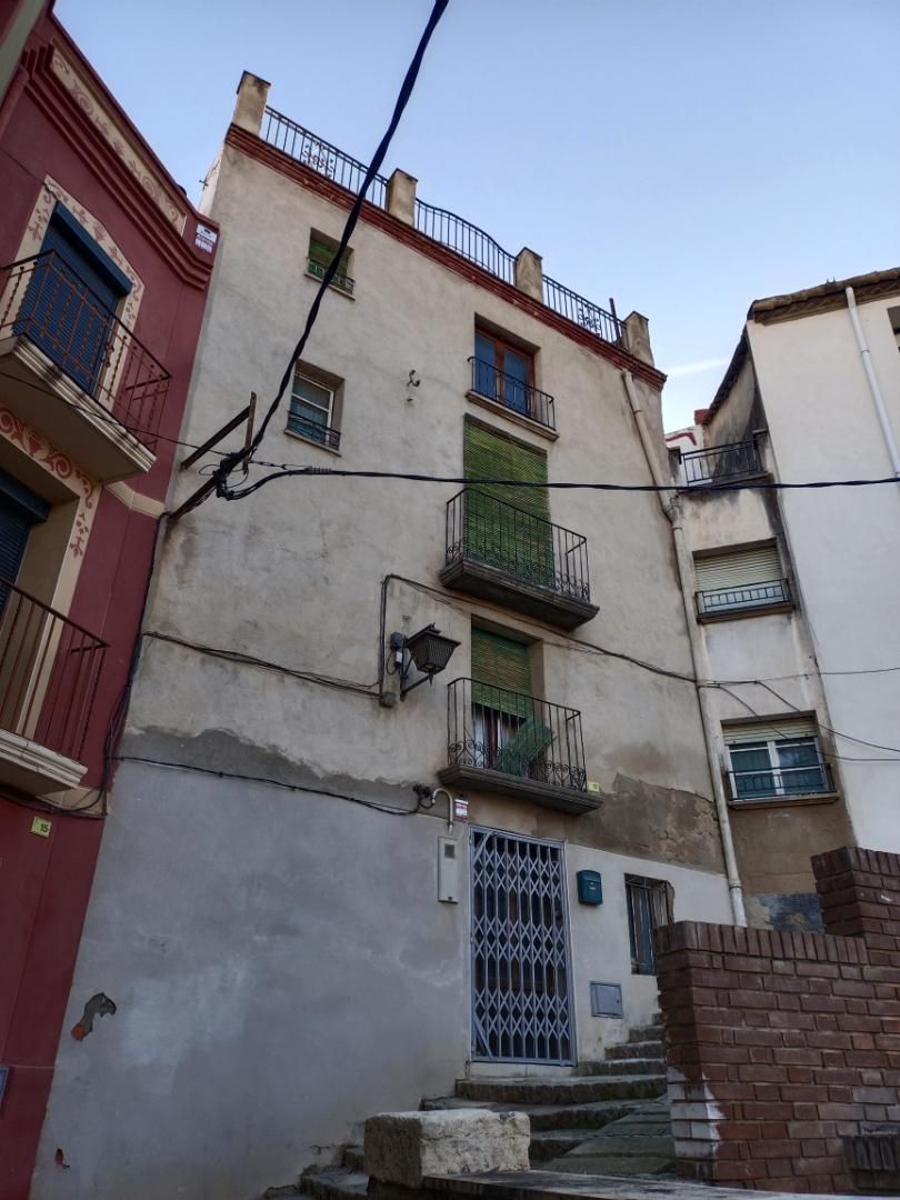 Casa adosada en venta en Carrer del Progrés, 17, Centre Vista exterior de Casa adosada en venta en Tortosa con Terraza, Trastero y Balcón