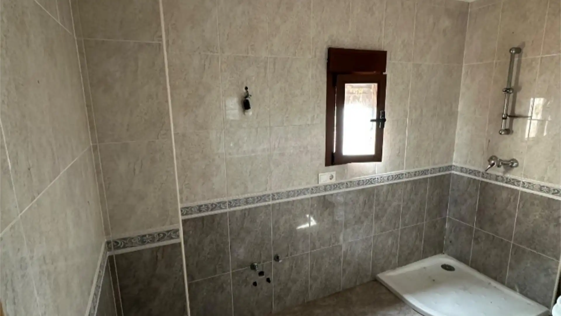 Bany de Pis en venda en Tordesillas amb Terrassa