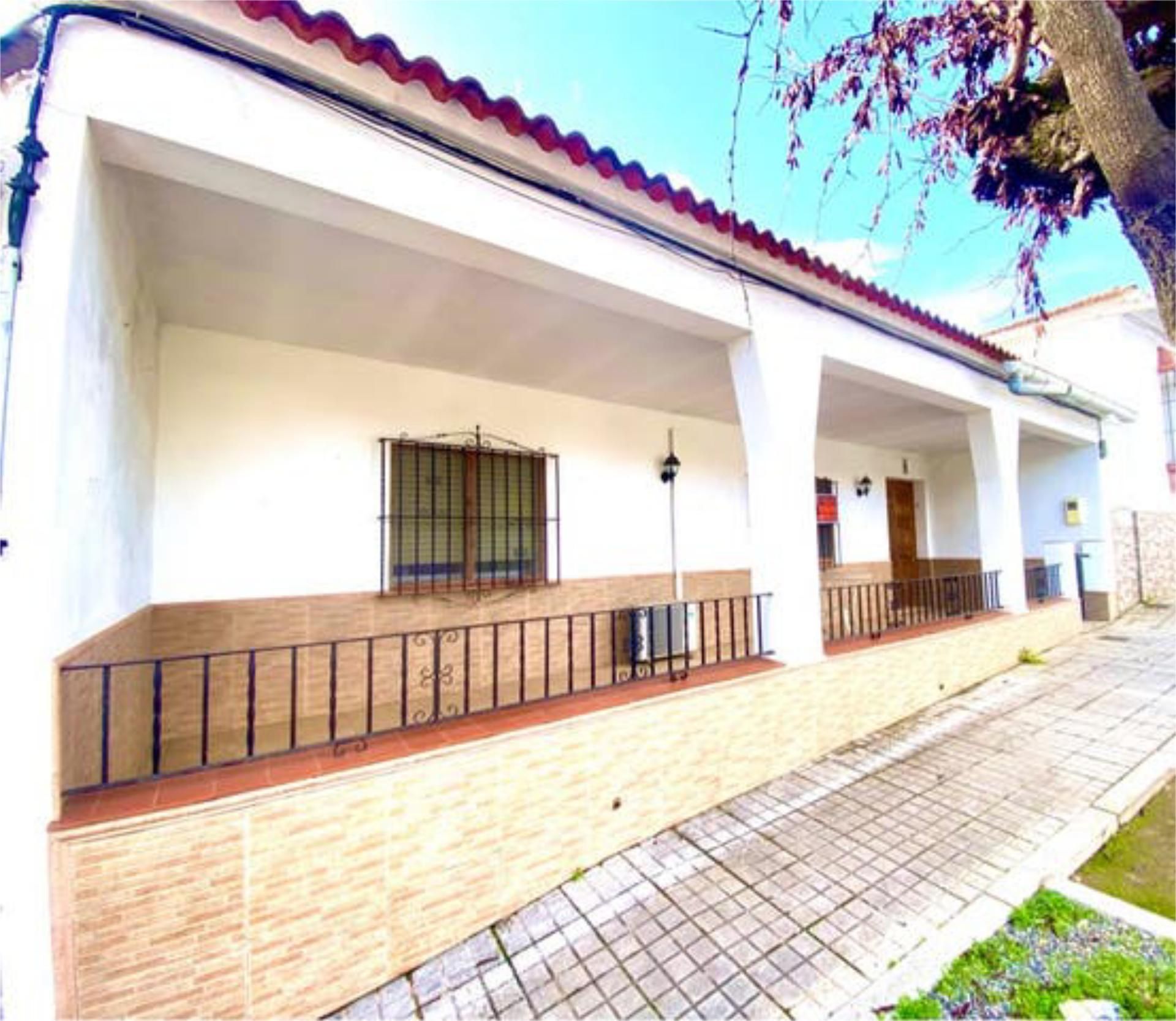Vista exterior de Casa o xalet en venda en Corteconcepción amb Jardí privat i Terrassa