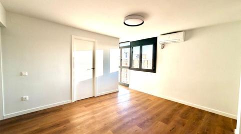 Foto 2 de Apartament en venda a Carrer de Cristóbal de Moura, 222, El Besós i el Maresme,  Barcelona Capital