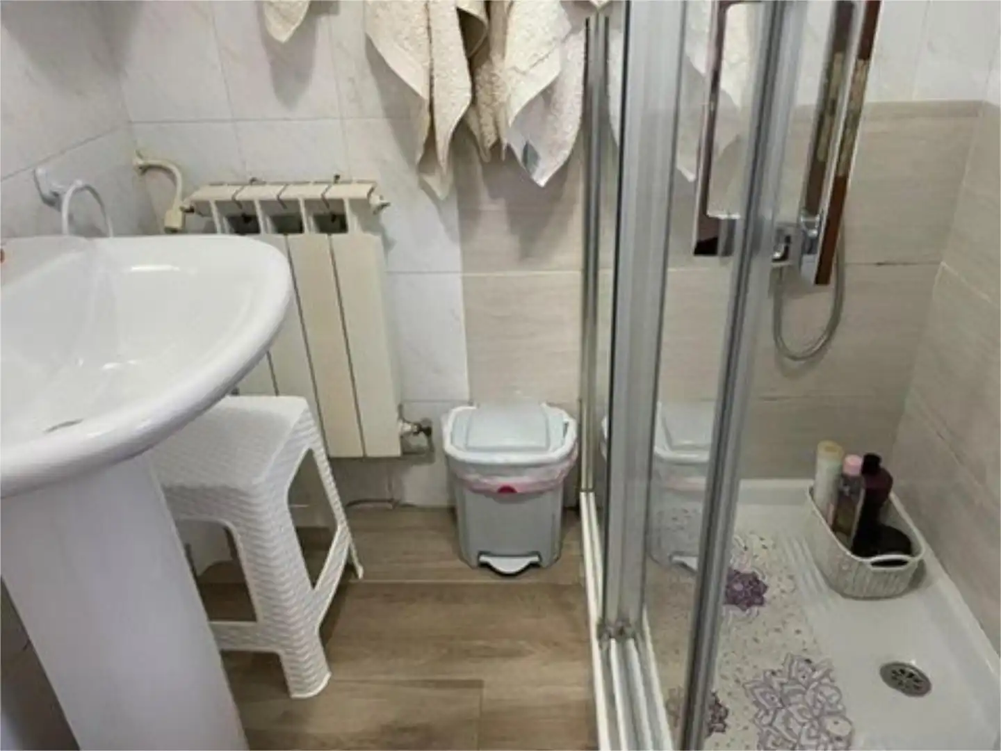 Badezimmer von Country house zum Verkauf in Barruelo de Santullán