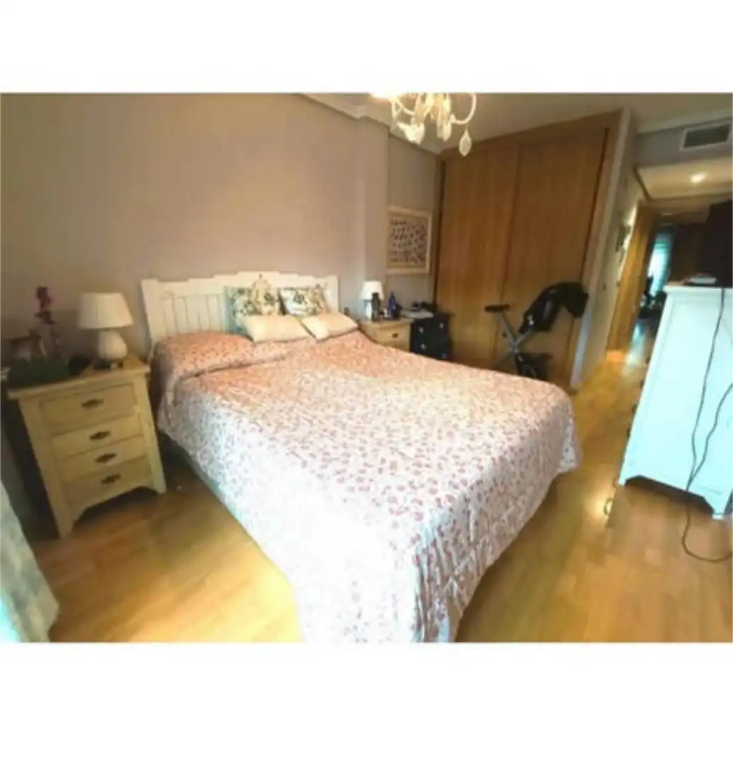 Einfamilien-Reihenhaus zum Verkauf in Nuevo Cáceres Schlafzimmer von Einfamilien-Reihenhaus zum Verkauf in Cáceres Capital
