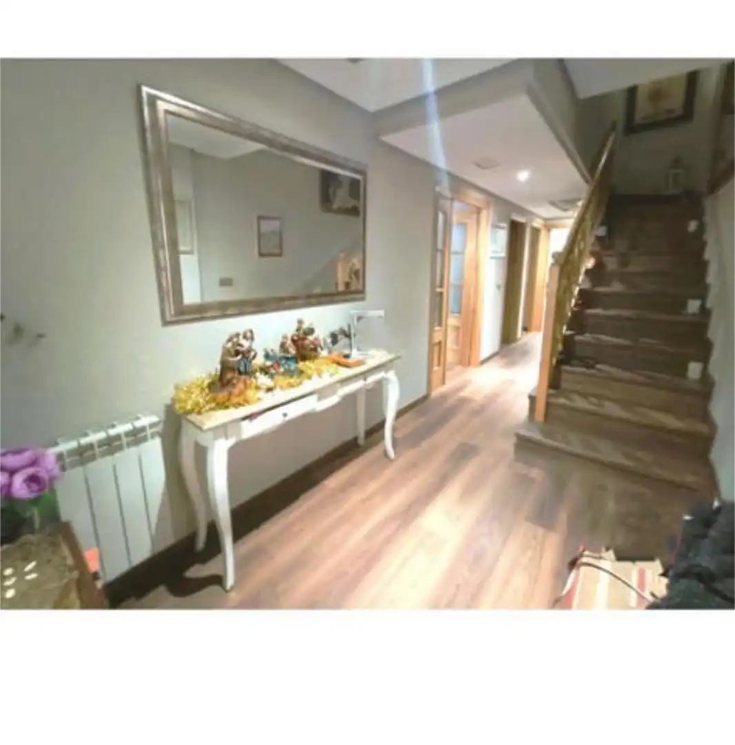 Einfamilien-Reihenhaus zum Verkauf in Nuevo Cáceres Einfamilien-Reihenhaus zum Verkauf in Cáceres Capital