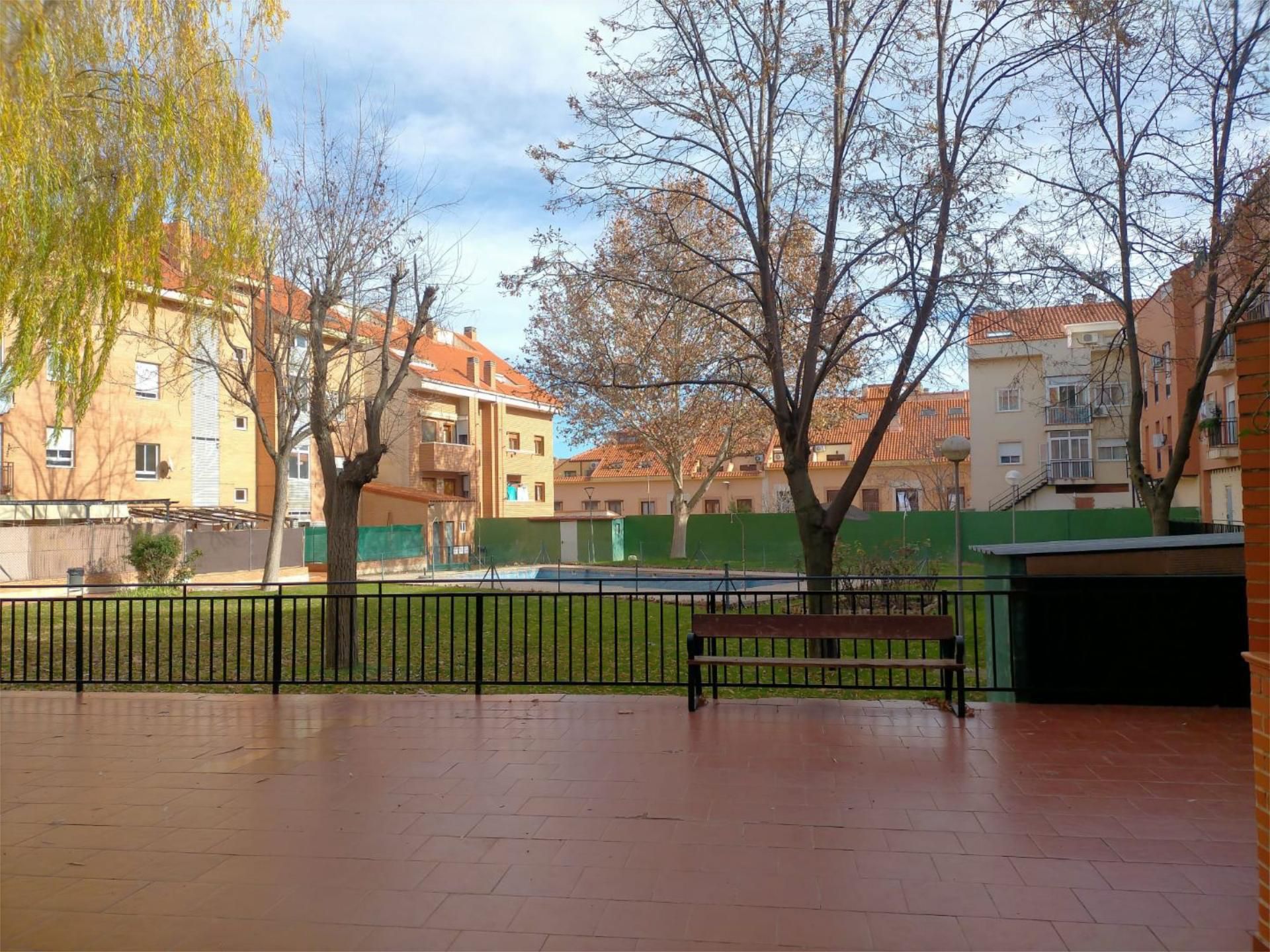 Vista exterior de Piso en venta en Ciempozuelos con Aire acondicionado y Piscina