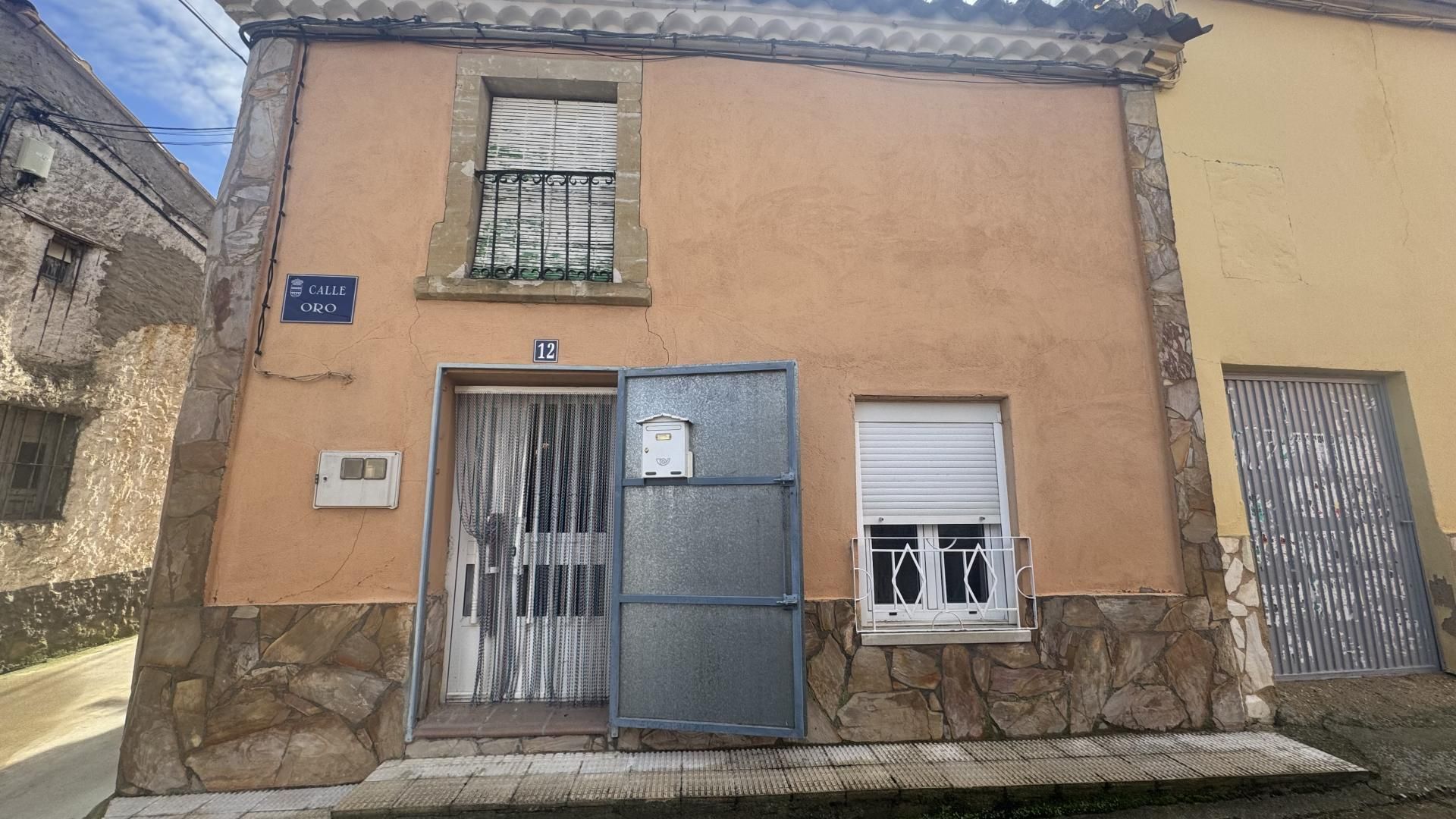 Außenansicht von Erdgeschoss zum Verkauf in Villabuena del Puente mit Heizung und Möbliert