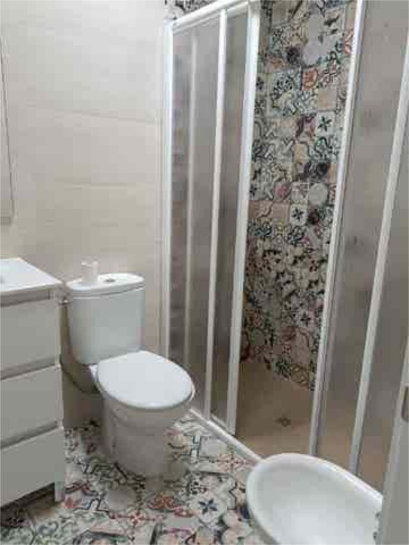 Flat for rent in Barrio de Benimaclet Bathroom of Flat for rent in Valencia Capital with Furnished