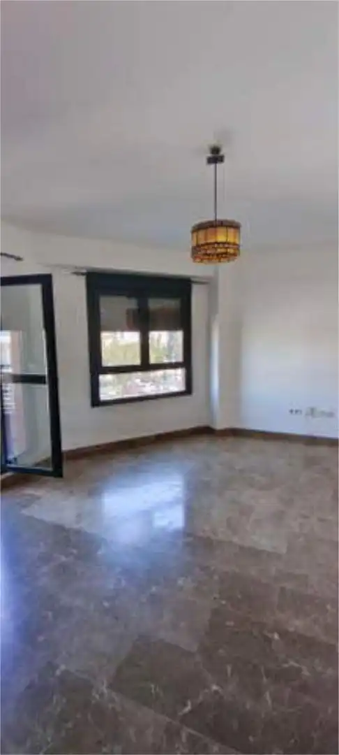 Habitación de Piso en venta en Camas con Calefacción, Terraza y Trastero