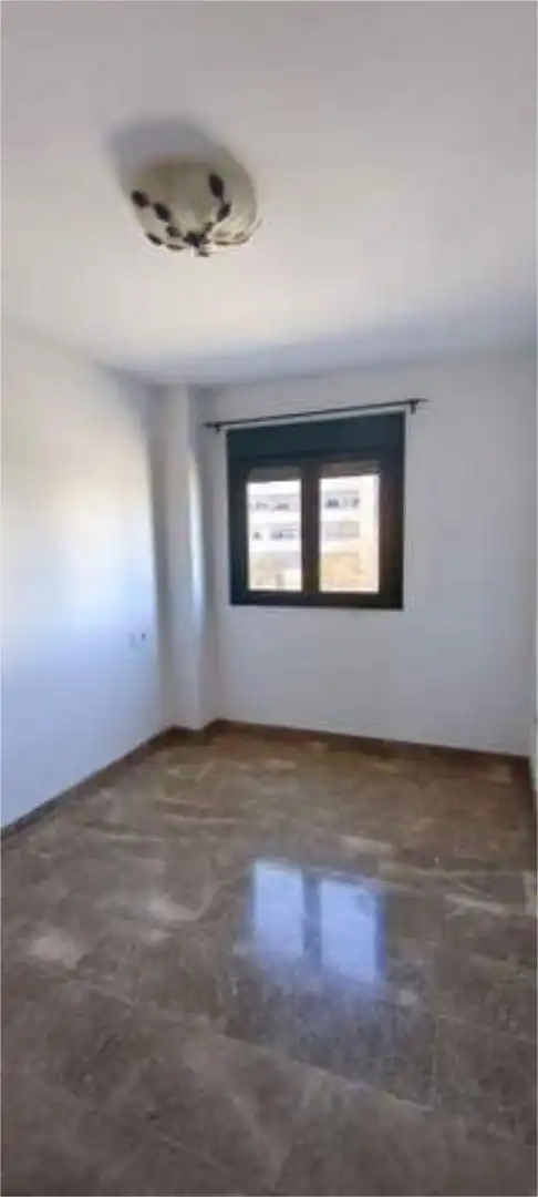 Habitación de Piso en venta en Camas con Calefacción, Terraza y Trastero