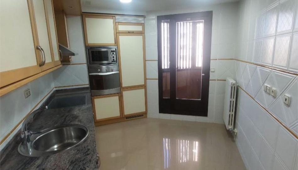 Piso en venta en Calle Teresa de Calcuta, 1, La Bozada – Parque Delicias, Zaragoza Capital - imagen 1 Foto 1 de Piso en venta en Calle Teresa de Calcuta, 1, La Bozada – Parque Delicias, Zaragoza Capital