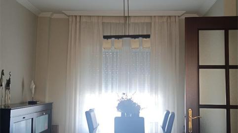 Foto 2 von Einfamilien-Reihenhaus zum Verkauf in Calle Escultor Juan de Mesa, 1, Nueva Alcalá, Alcalá de Guadaira