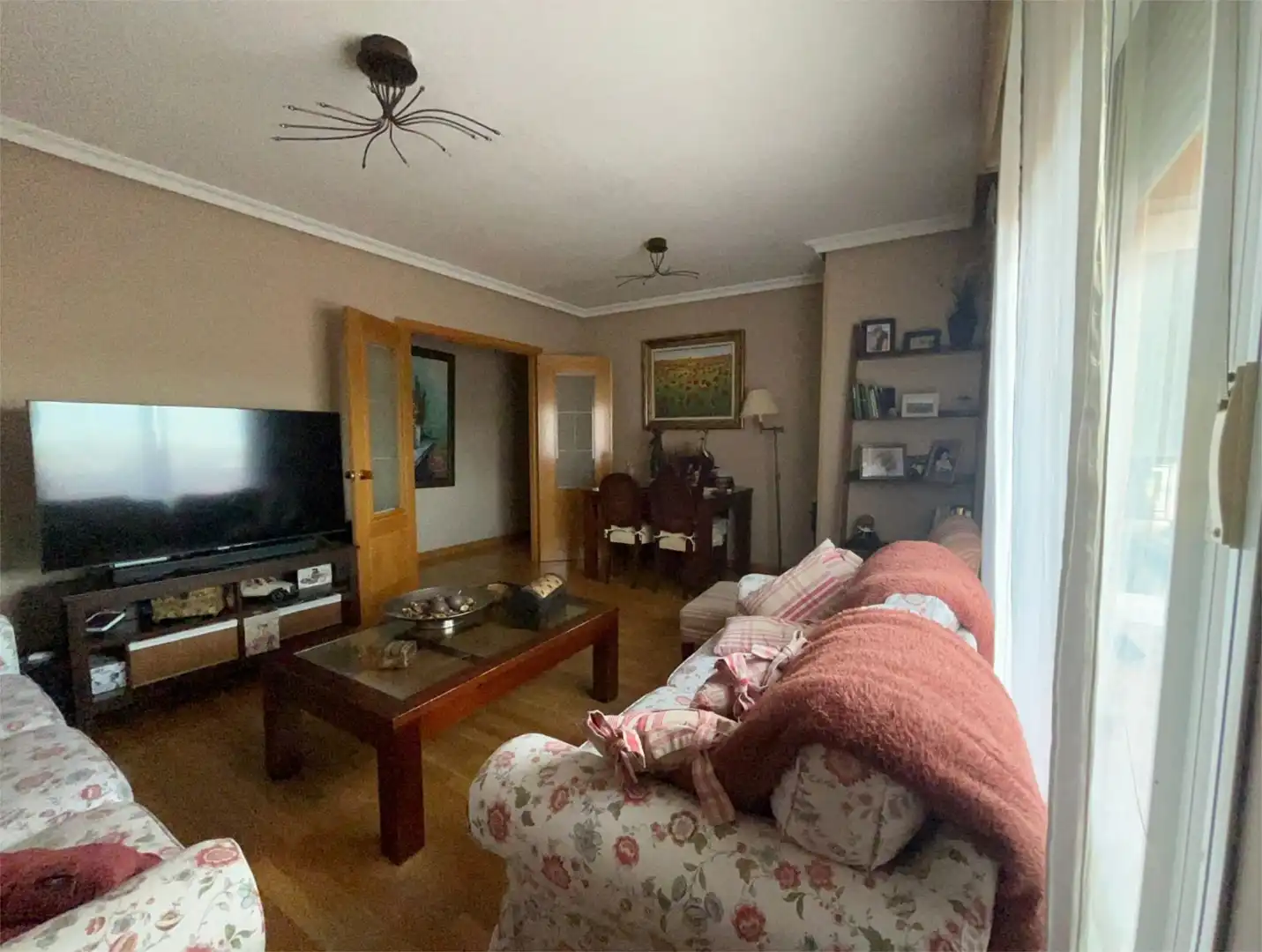 Ático en venta en Calle Libertad, 11, Urbanizaciones Sala de estar de Ático en venta en Rivas-Vaciamadrid con Aire acondicionado, Calefacción y Jardín privado
