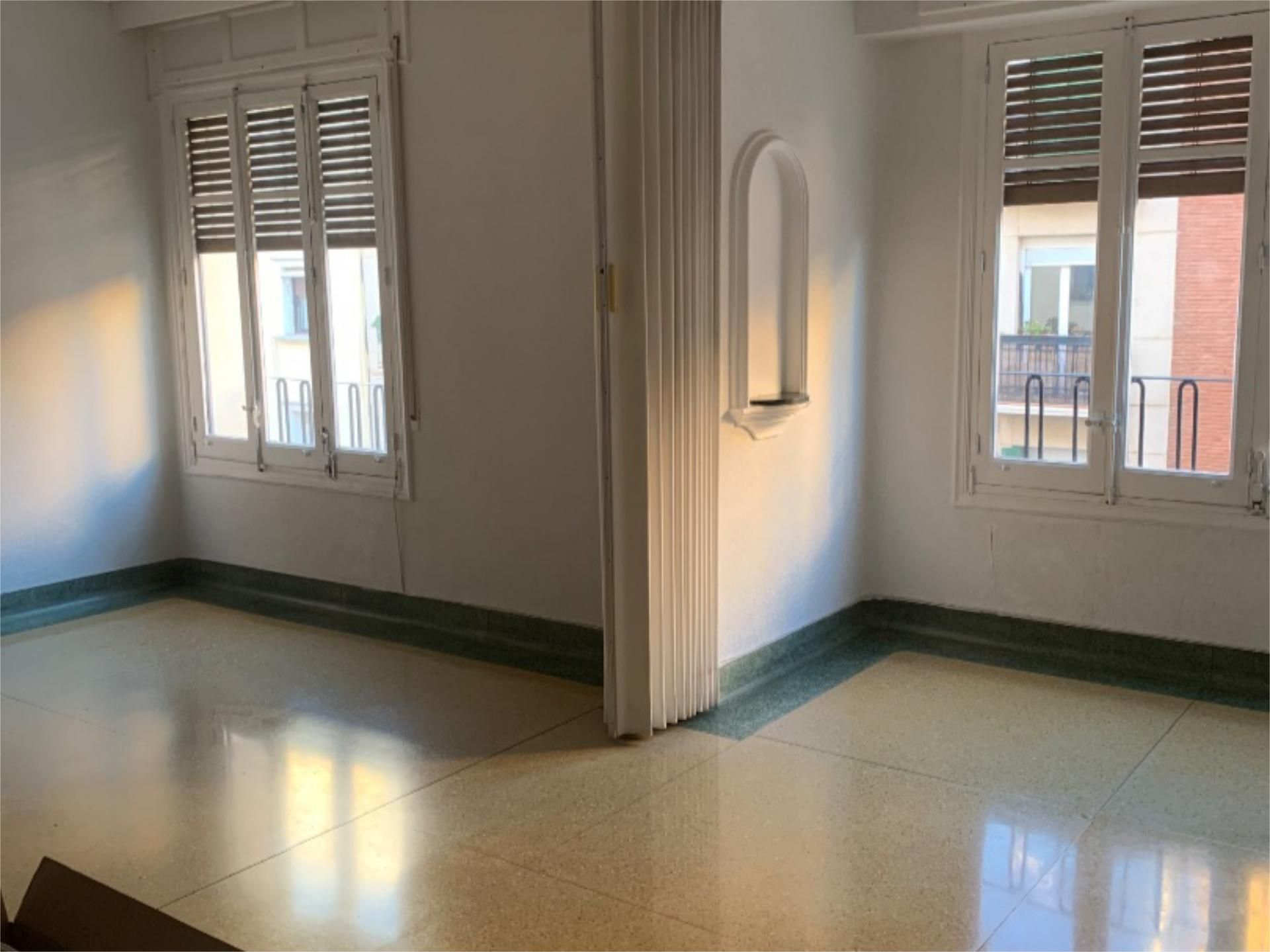 Flat for rent in  Madrid Capital  with Air Conditioner and Terrace