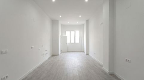 Foto 2 de Piso en venta en Calle Washington Irving, 22, Angustias - Chana - Encina, Granada Capital