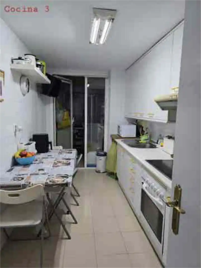 Wohnung zum Verkauf in Los Ángeles Küche von Wohnung zum Verkauf in Madrid mit Heizung, Privatgarten und Terrasse