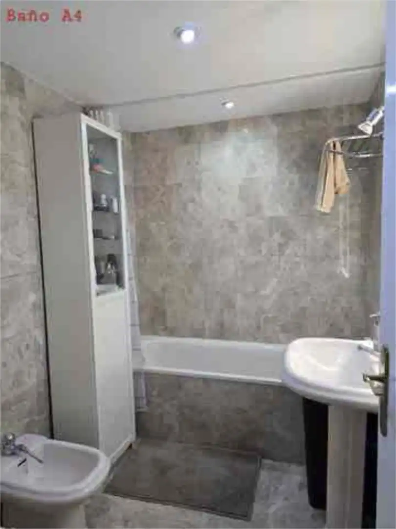 Wohnung zum Verkauf in Los Ángeles Badezimmer von Wohnung zum Verkauf in Madrid mit Heizung, Privatgarten und Terrasse