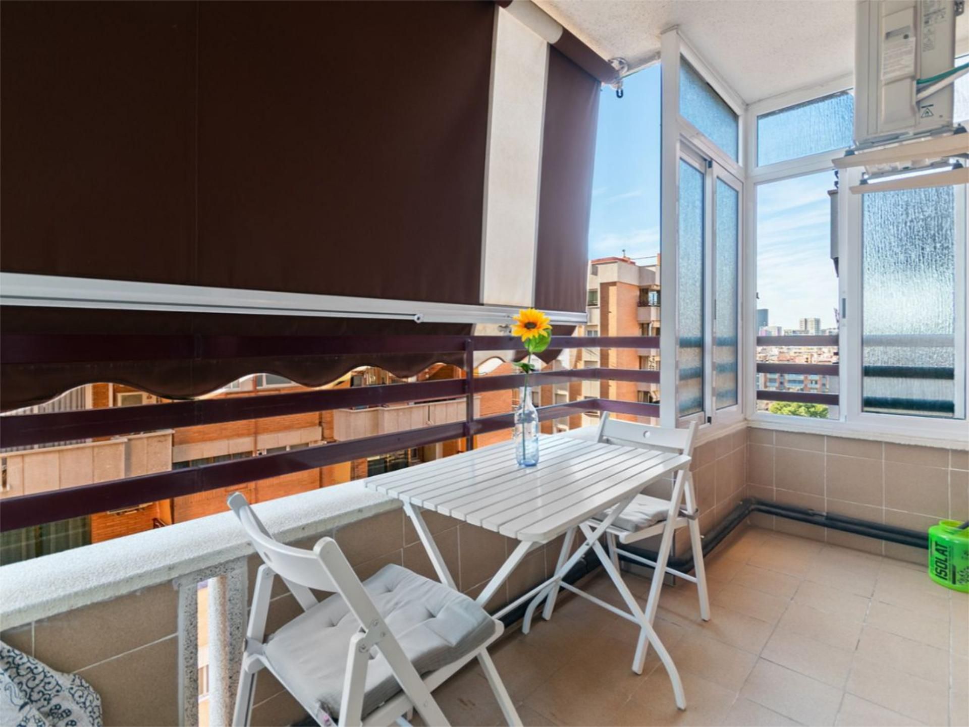 Pis en venda a Carrer de l'Aprestadora, 7, Santa Eulàlia Terrassa de Pis en venda en L'Hospitalet de Llobregat amb Aire condicionat, Calefacció i Parquet