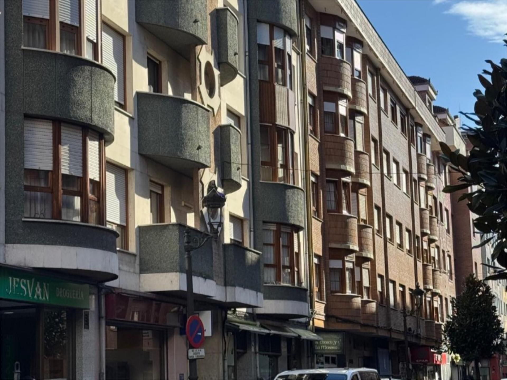 Flat for sale in Calle Manuel Llaneza, 25, Sama Exterior view of Flat for sale in Langreo with Balcony