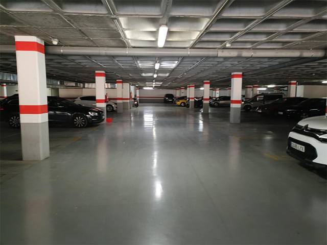 Garaje en Venta en Calle José Luis Pérez Pujadas, 15 en Parque Lagos