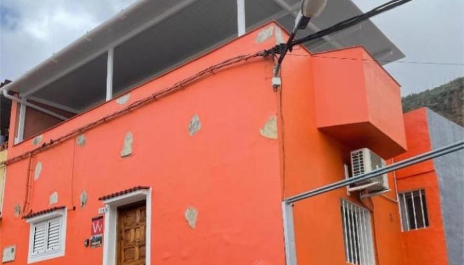 Casa adosada en venta en Calle el Toril, 5, Valsequillo de Gran Canaria, Las Palmas - imagen 1 Foto 1 de Casa adosada en venta en Calle el Toril, 5, Valsequillo de Gran Canaria, Las Palmas