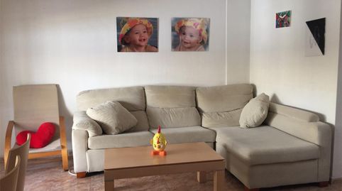 Foto 3 de Casa adosada en venda a Calle Llopis Escolano, 16, Catral, Alicante