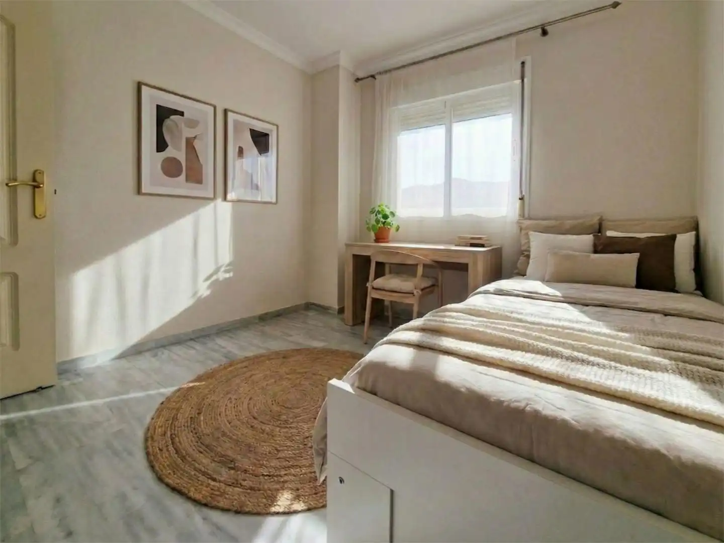 Flat for sale in Calle Mercedes Formica, 4, Cortijo de Maza - Finca Monsalvez - El Olivar Bedroom of Flat for sale in Málaga with Air Conditioner, Terrace and Storage room