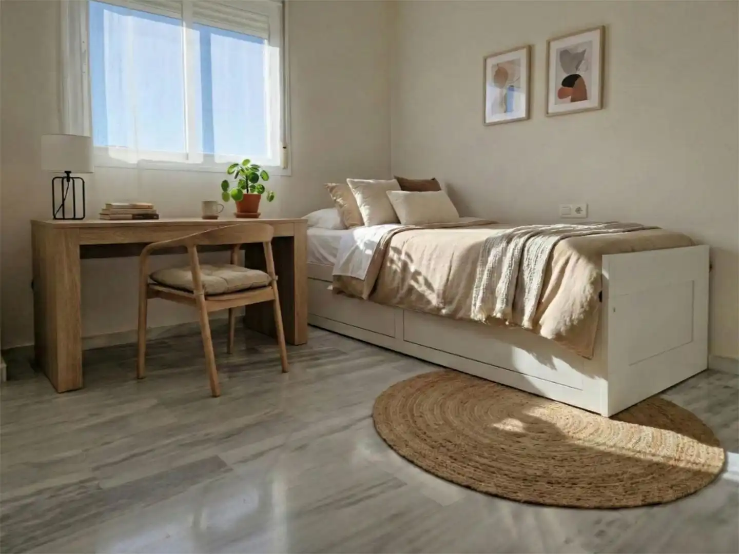 Flat for sale in Calle Mercedes Formica, 4, Cortijo de Maza - Finca Monsalvez - El Olivar Bedroom of Flat for sale in Málaga with Air Conditioner, Terrace and Storage room