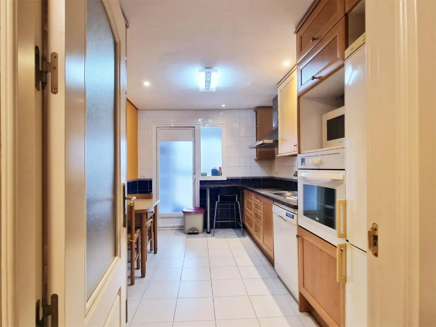 Flat for sale in Calle Mercedes Formica, 4, Cortijo de Maza - Finca Monsalvez - El Olivar Kitchen of Flat for sale in Málaga with Air Conditioner, Terrace and Storage room