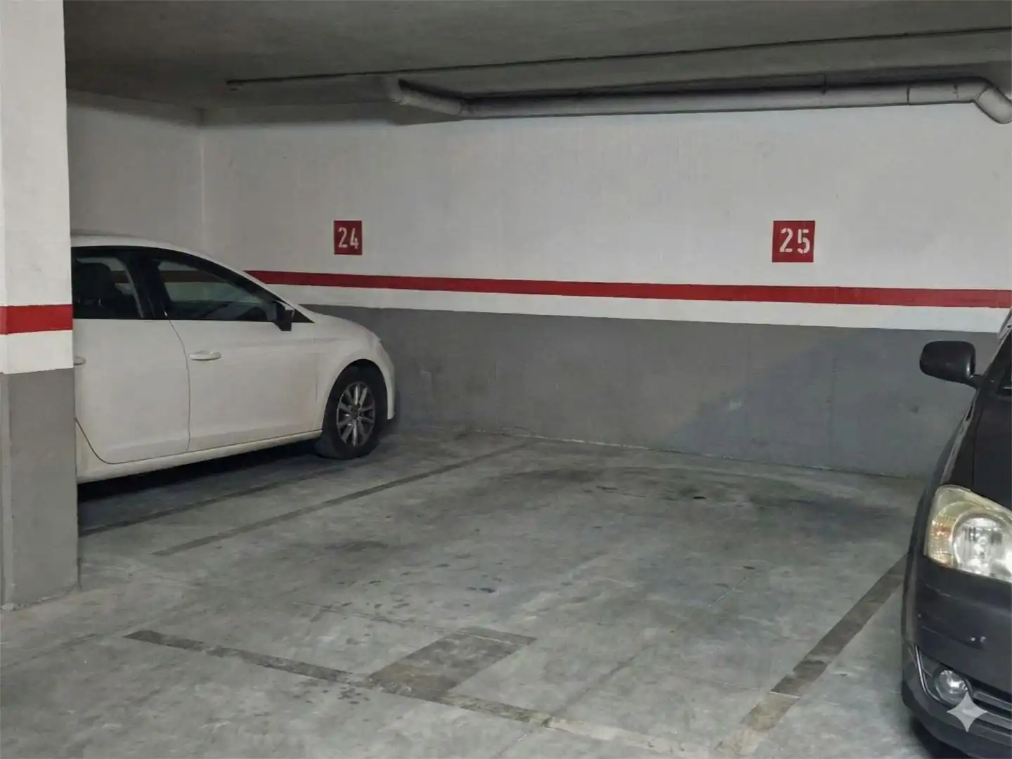 Flat for sale in Calle Mercedes Formica, 4, Cortijo de Maza - Finca Monsalvez - El Olivar Parking of Flat for sale in Málaga with Air Conditioner, Terrace and Storage room