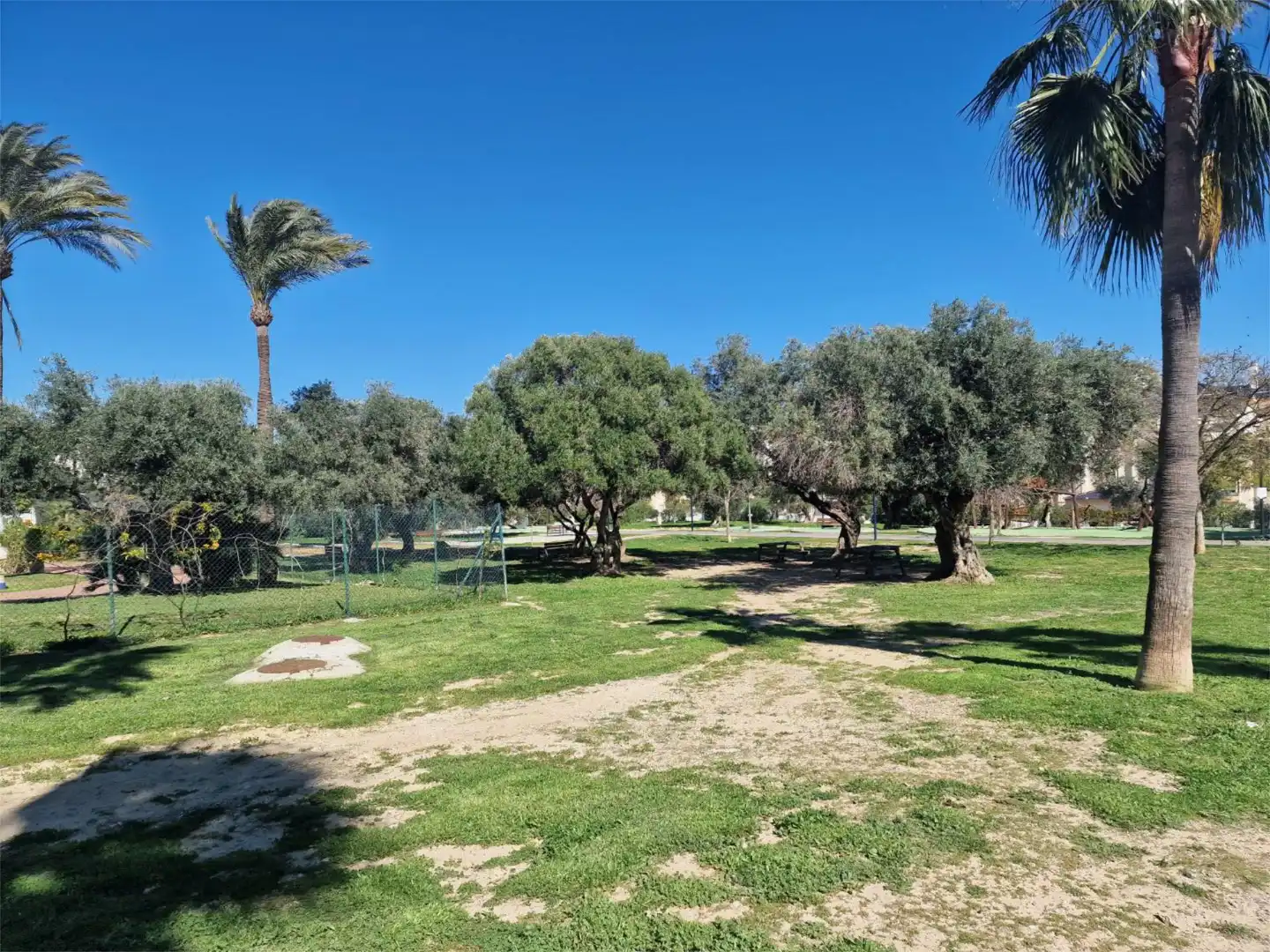 Flat for sale in Calle Mercedes Formica, 4, Cortijo de Maza - Finca Monsalvez - El Olivar Flat for sale in Málaga with Air Conditioner, Terrace and Storage room