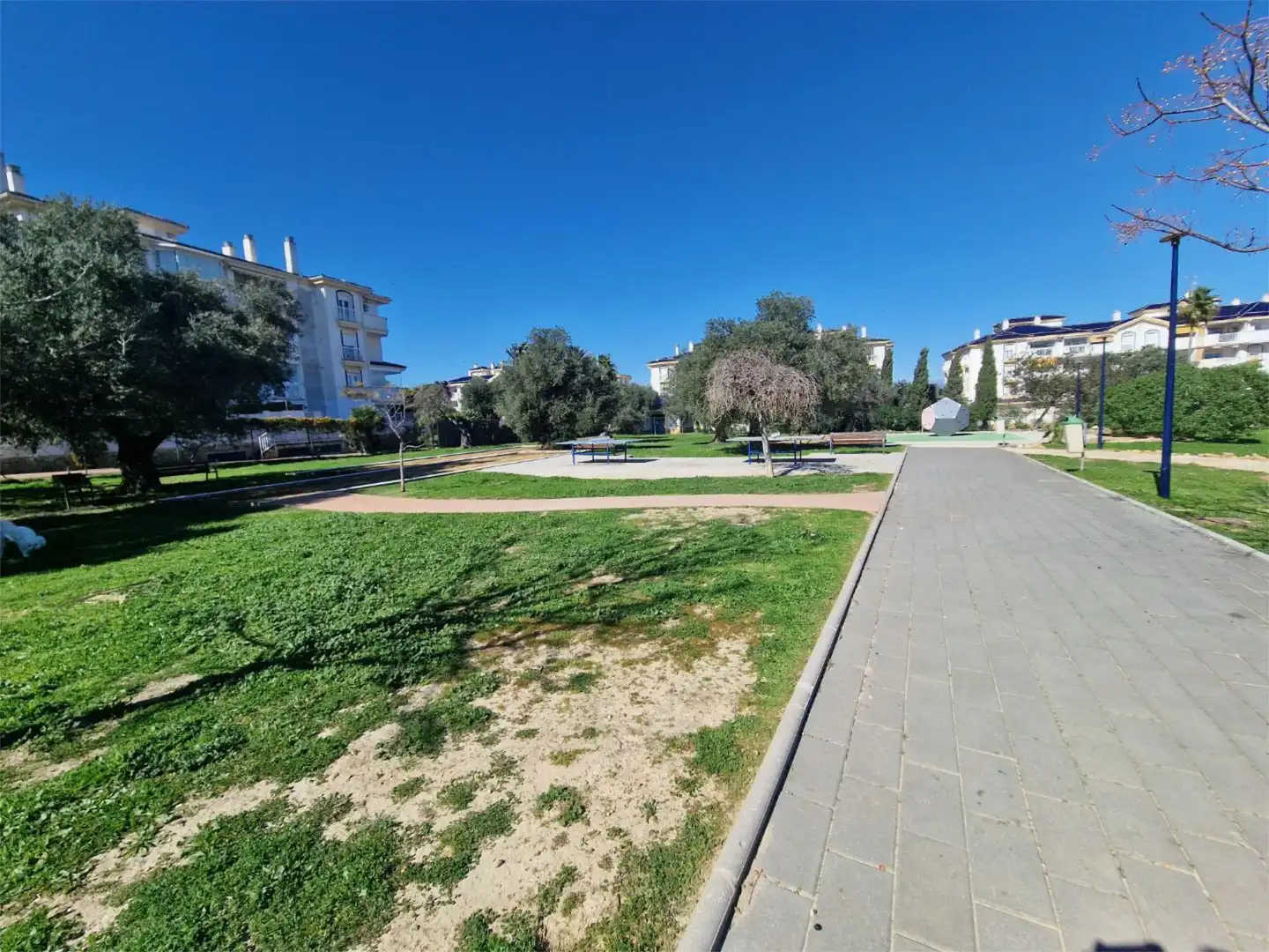 Flat for sale in Calle Mercedes Formica, 4, Cortijo de Maza - Finca Monsalvez - El Olivar Flat for sale in Málaga with Air Conditioner, Terrace and Storage room