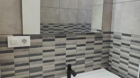 Foto 4 de Piso en venta en Calle Castilla, 1, Los Corrales de Buelna , Cantabria