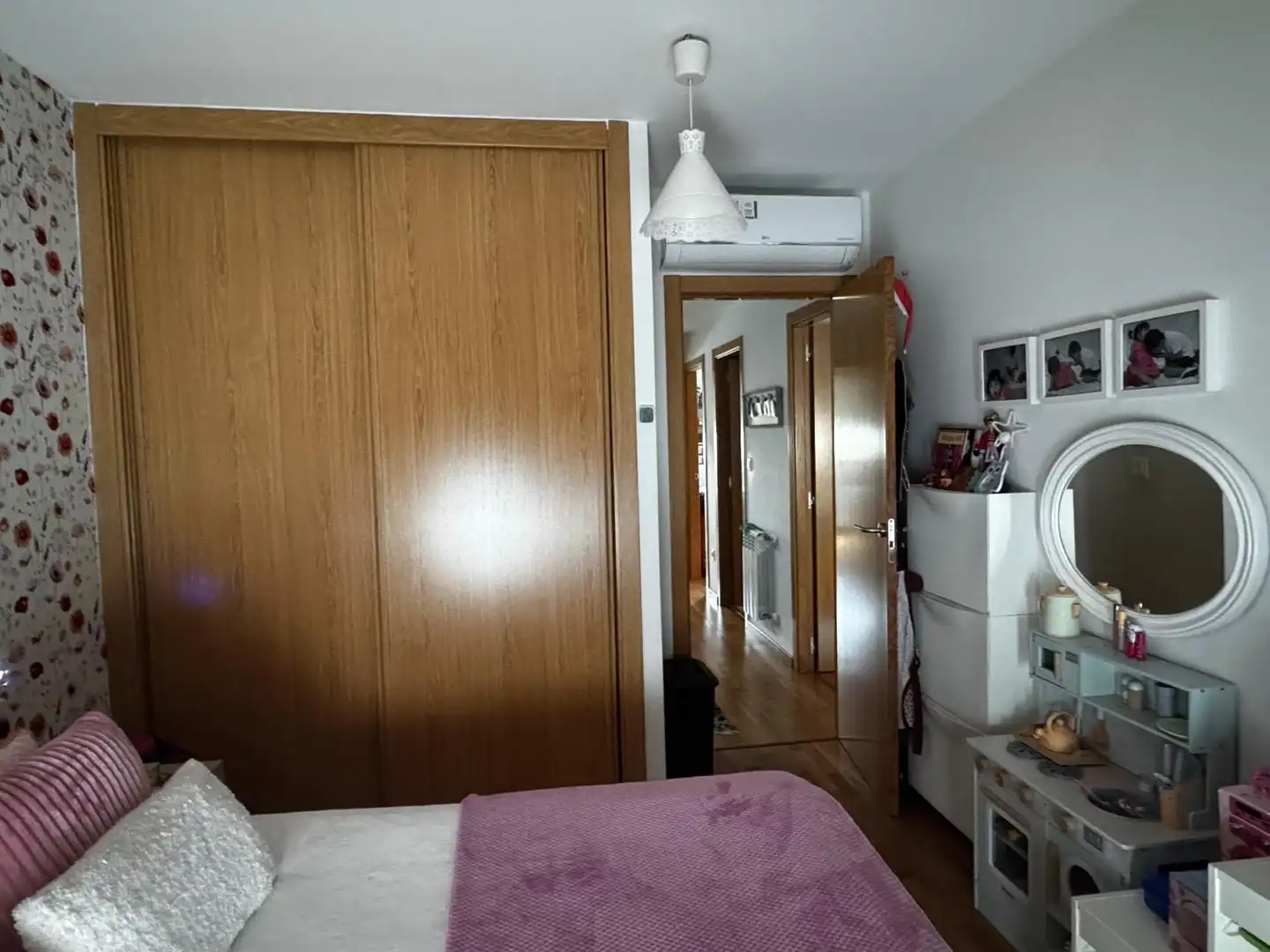 Detached homes for sale in Avenue Avenida Dos Ánxeles, 9, Brión Bedroom of Detached homes for sale in Brión with Air Conditioner and Terrace