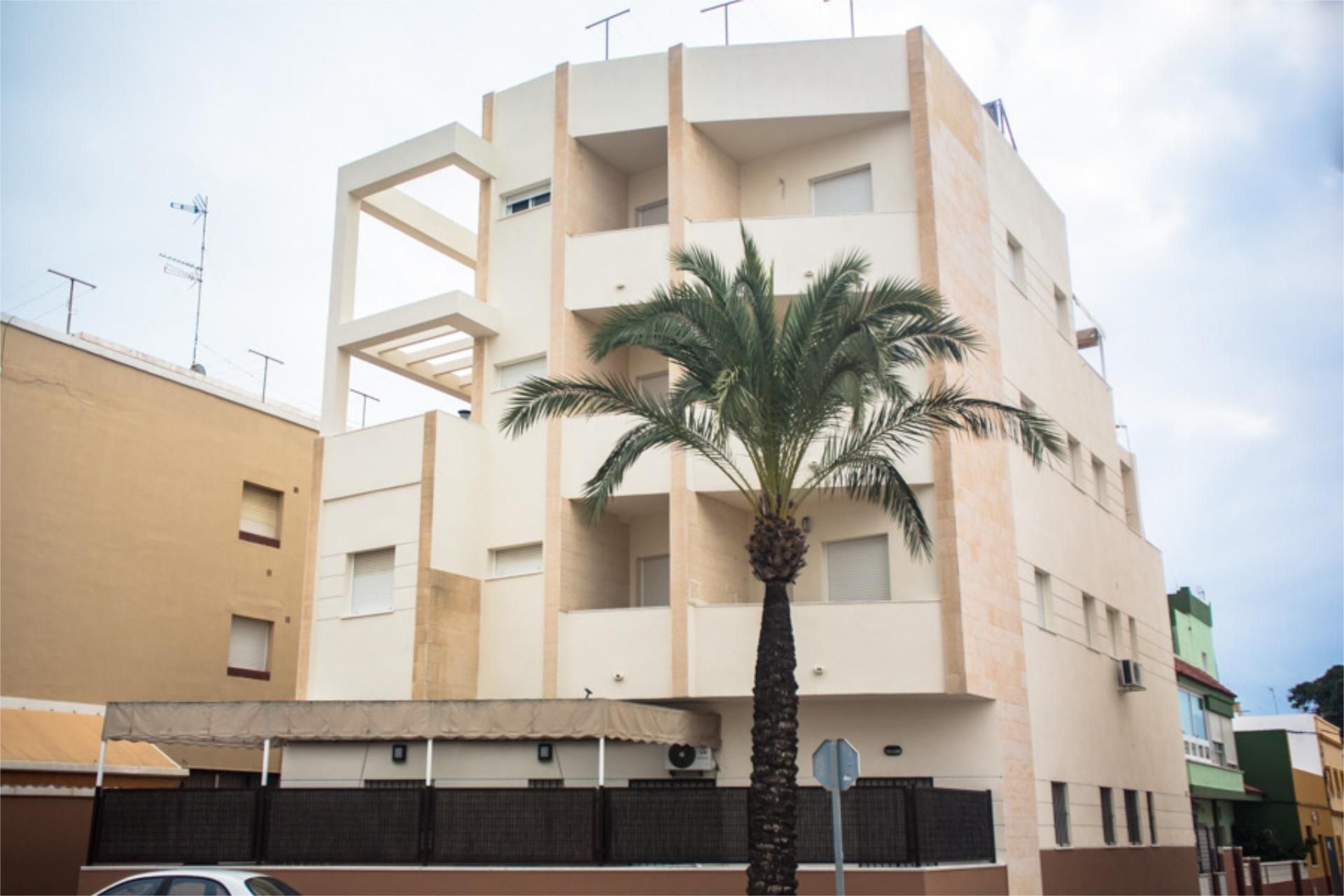Exterior view of Flat for rent in Rota  with Air Conditioner, Heating and Storage room