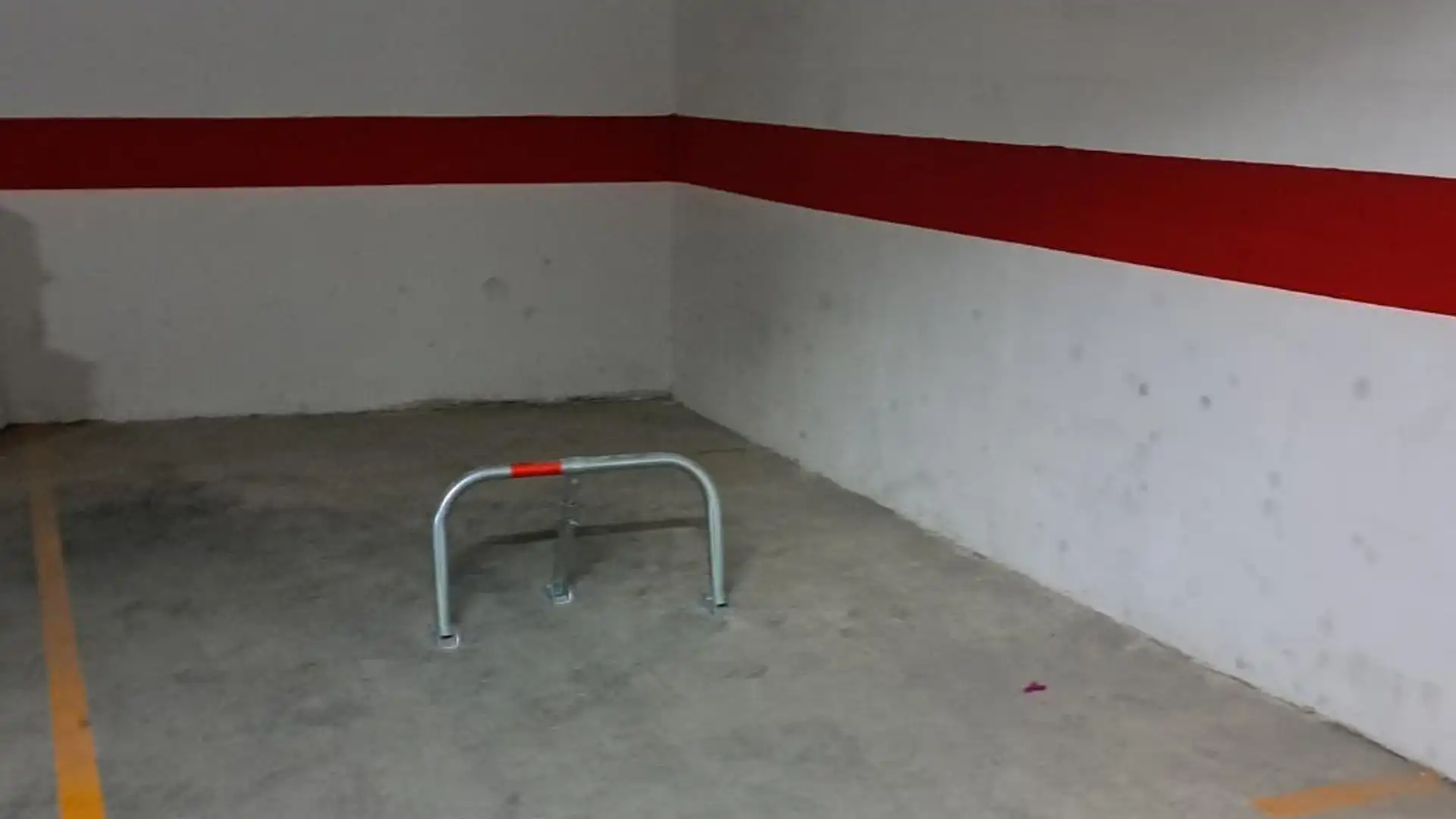 Garage for rent in Churriana de la Vega
