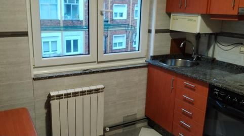 Foto 4 de Pis de lloguer a Calle de la Amistad, 38a, Versalles, Avilés