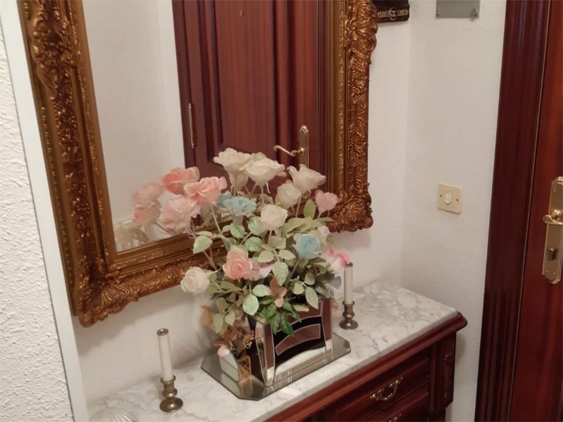 Piso en venta en Terradillos con Terraza, Piscina y Balcón