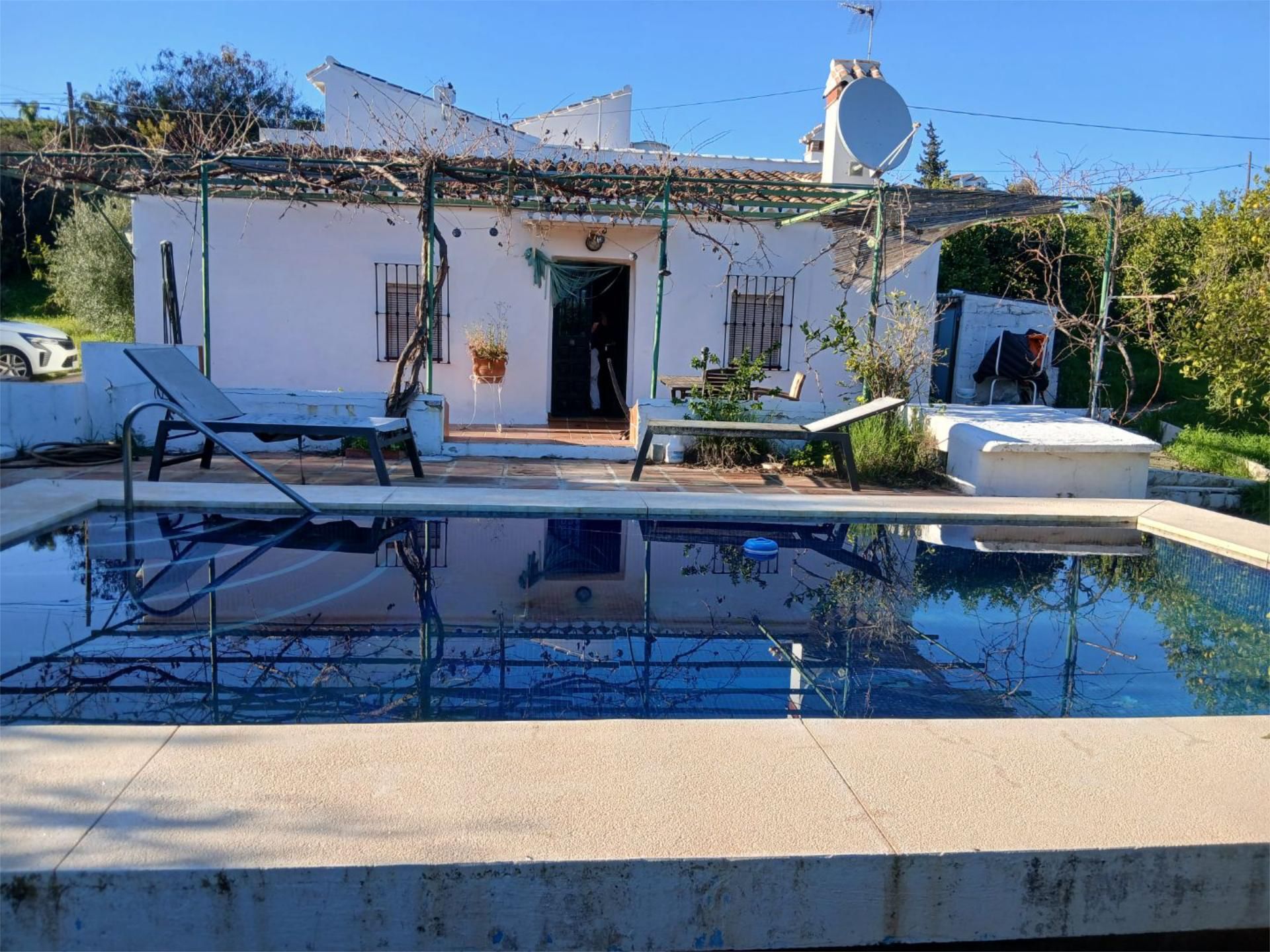 Vista exterior de Finca rústica de lloguer en Álora amb Jardí privat, Terrassa i Traster