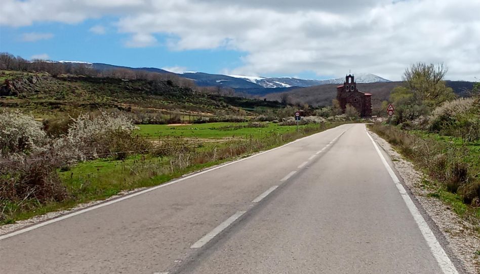 Finca rústica en venta en Calle Real, 90, Villamiel de la Sierra, Burgos - imagen 1 Foto 1 de Finca rústica en venta en Calle Real, 90, Villamiel de la Sierra, Burgos