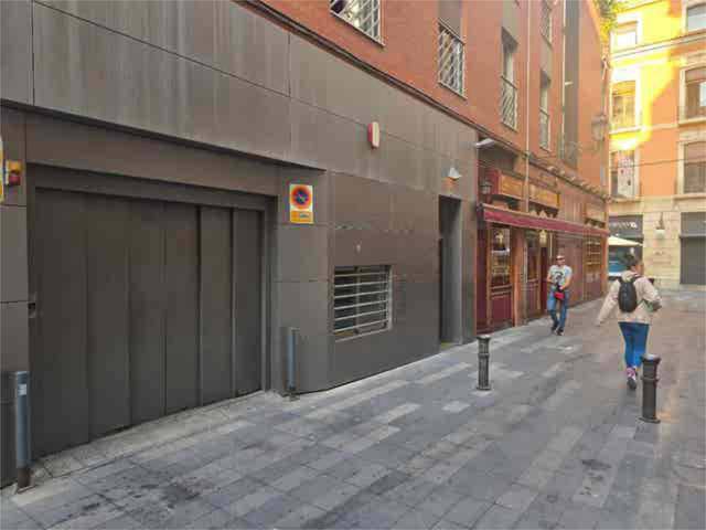 Garaje en Alquiler en Barrio del Centro