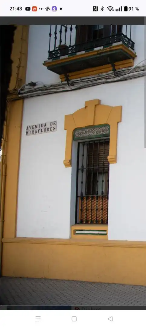 Zimmer in Calle Manuel Ródenas, 10, Cruz Roja Außenansicht von Erdgeschoss zur untervermieten in Sevilla mit Parkett, Terrasse und Abstellraum