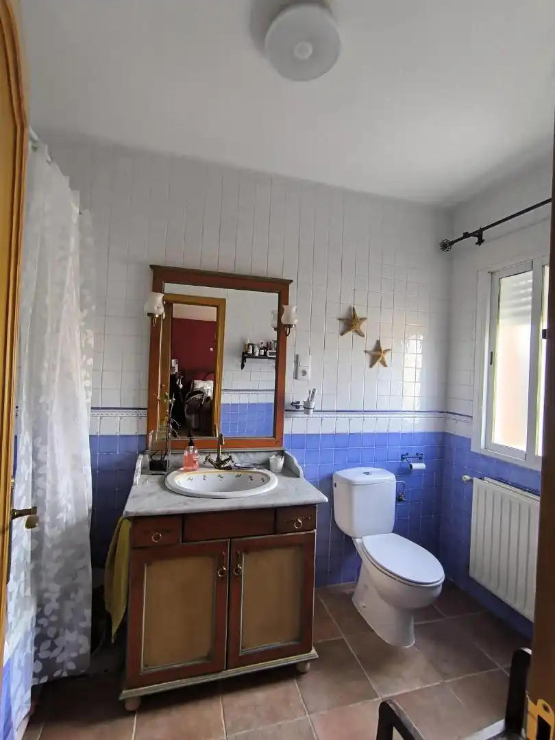Casa o chalet en venta en Calle Faisanes, 3, Nambroca Baño de Casa o chalet en venta en Nambroca con Aire acondicionado, Terraza y Piscina