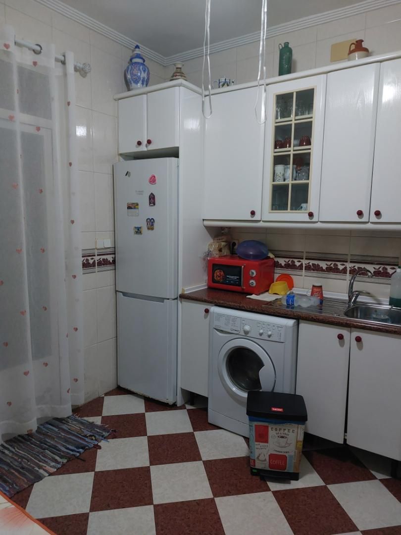 Kitchen of Single-family semi-detached for sale in Chiloeches  with Terrace