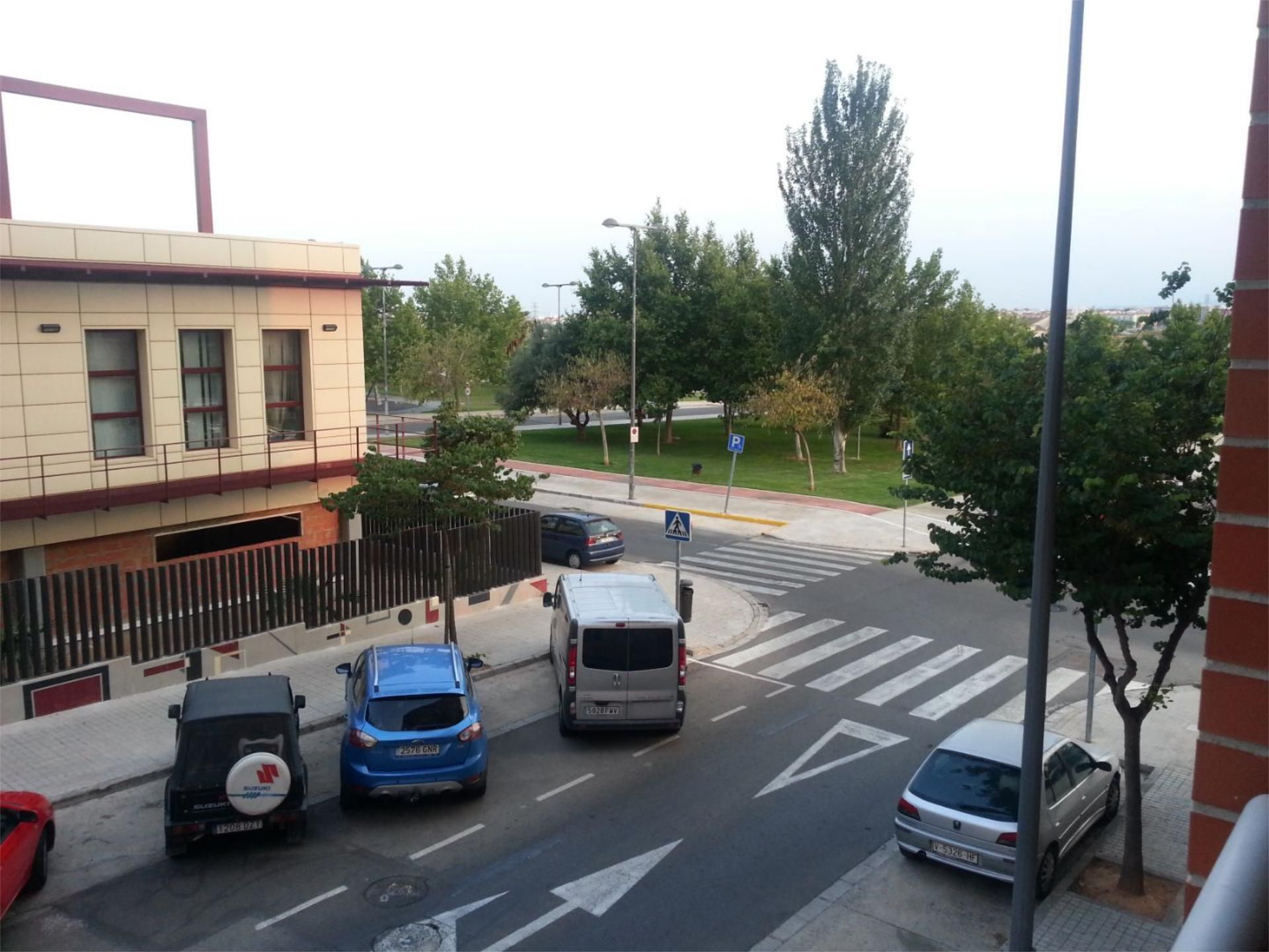 Exterior view of Flat for rent in Paterna  with Air Conditioner, Heating and Parquet flooring