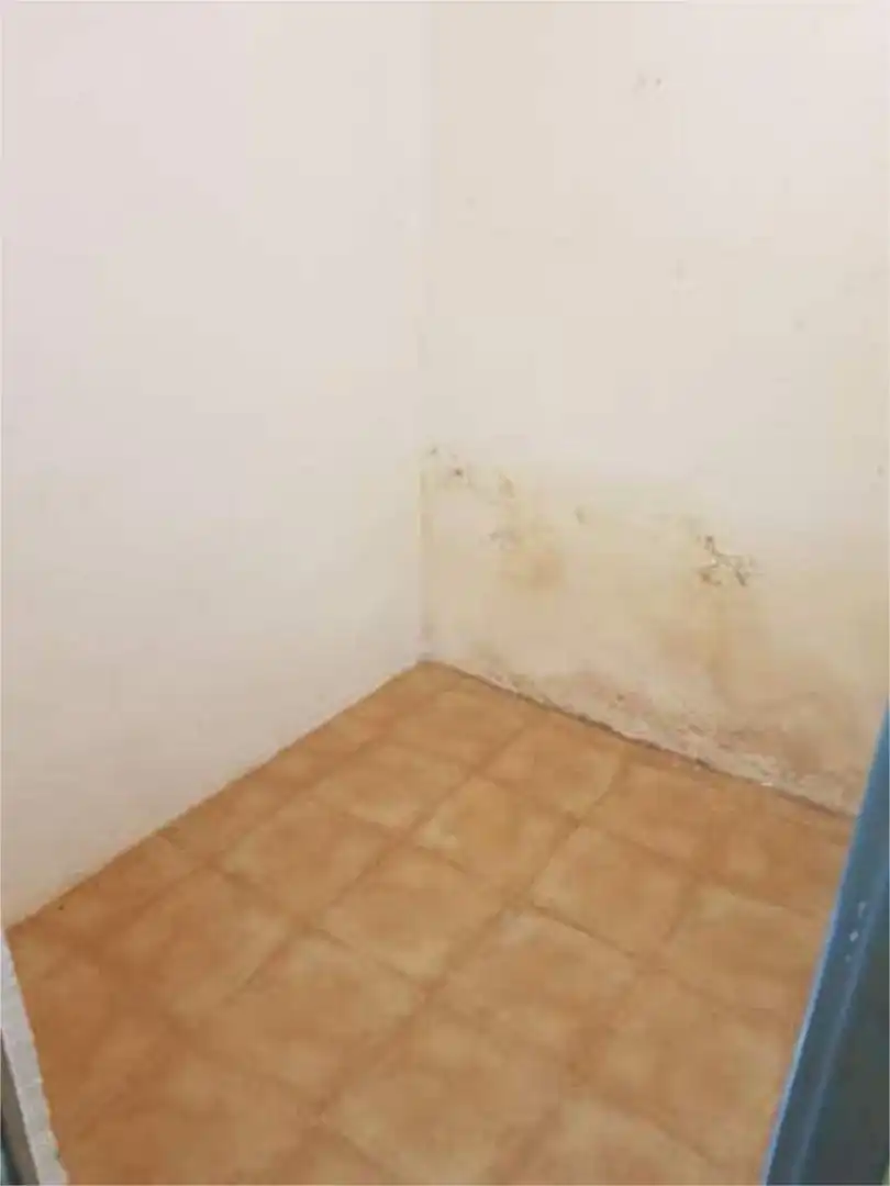 Schlafzimmer von Lagerraum zur Miete in Sevilla