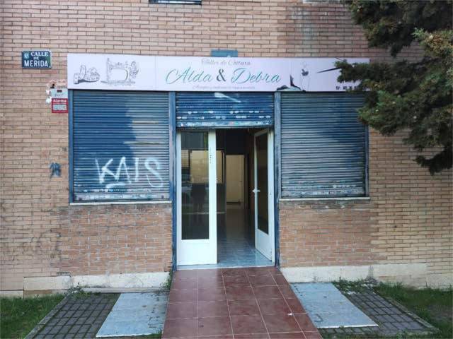 Local comercial en Alquiler en Marroquina
